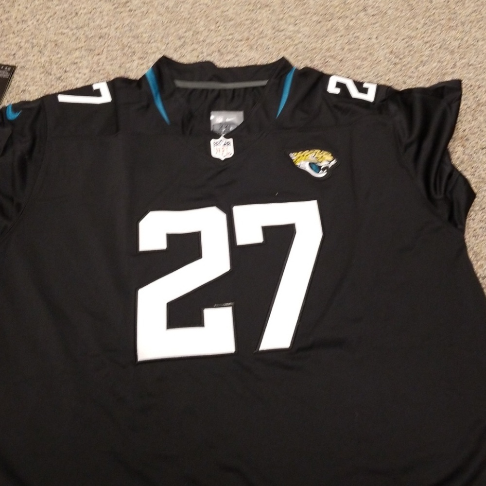 Football jerseys - Picture 3 of 5